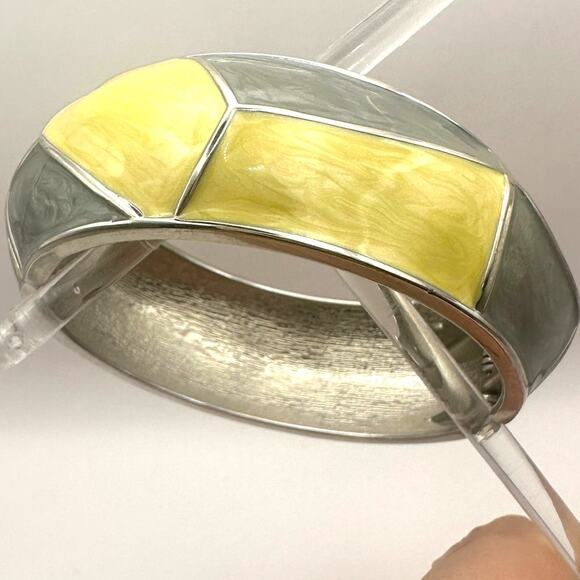 Enamel Hinge Bracelet Bangle Buttery Yellow Gray Grey Bangle Retro Lagenlook - Picture 6 of 11